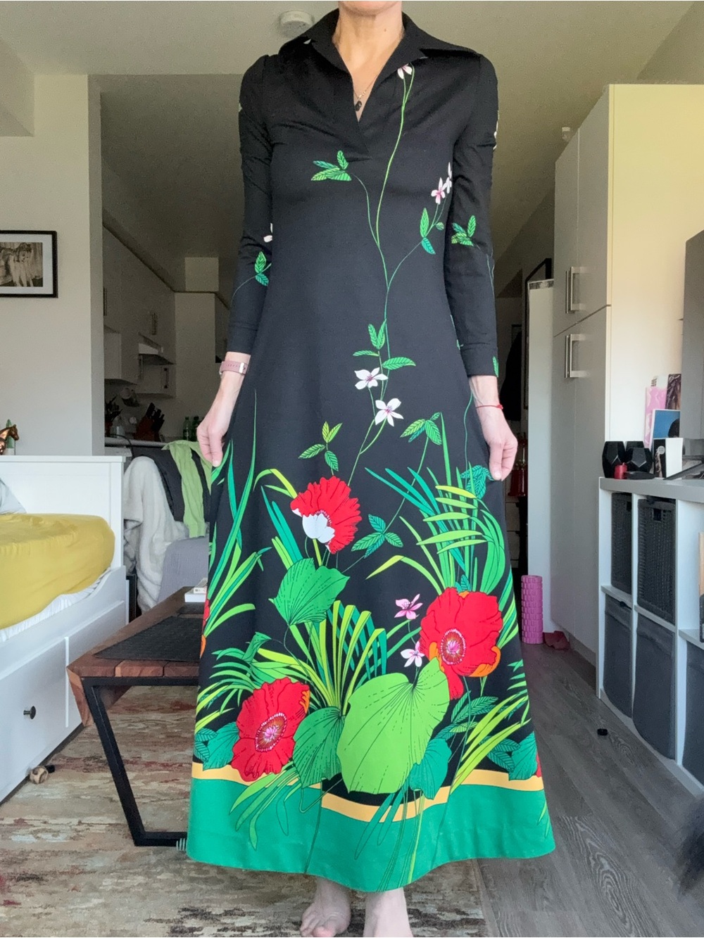 Vintage 70s Floral Maxi Dress Black Long Sleeve Open V-Neck Collar Size 8